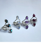 Anillo trío de piedras